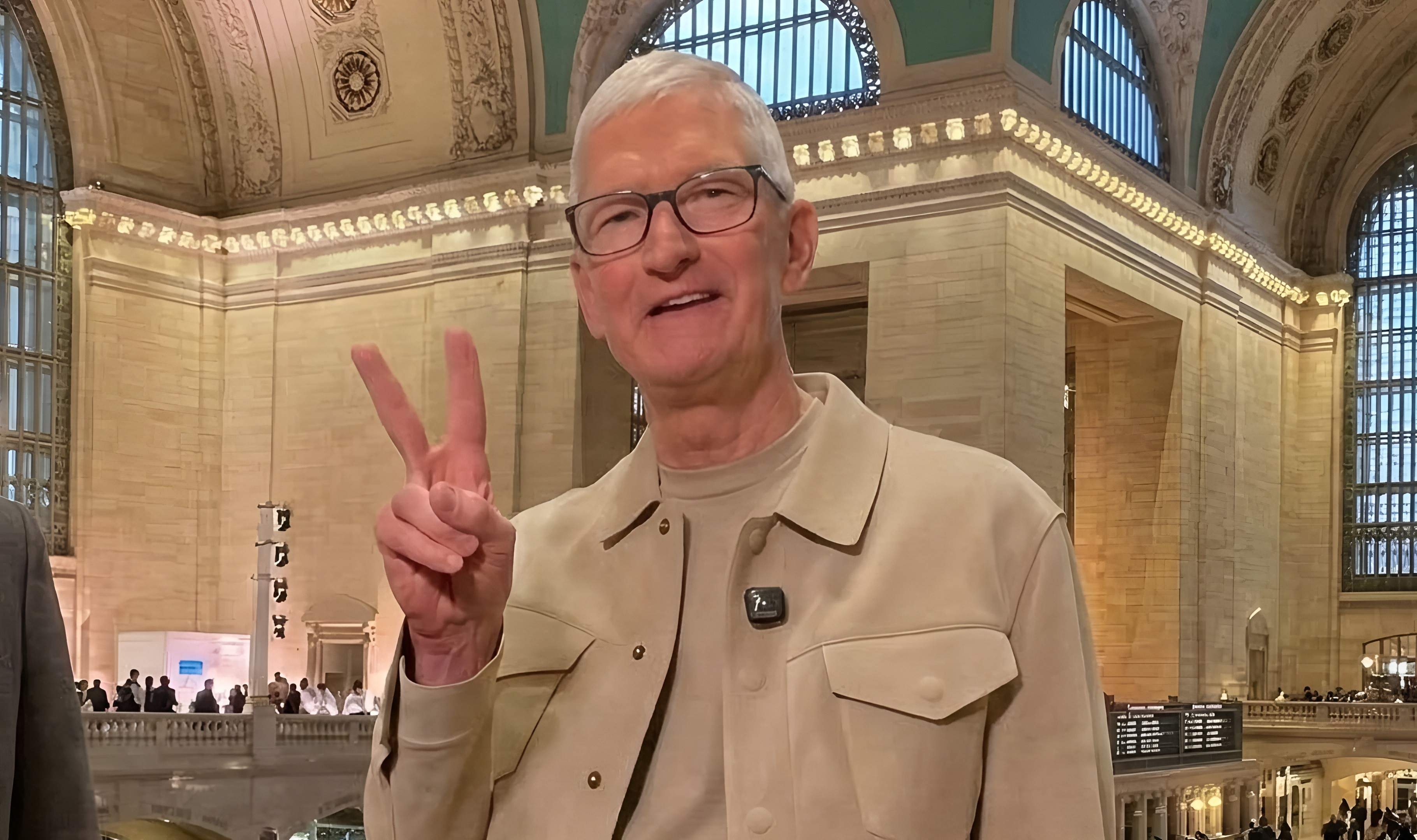 Tim Cook habla del futuro del iPhone: "Todavía hay mucho que podemos hacer con el iPhone"