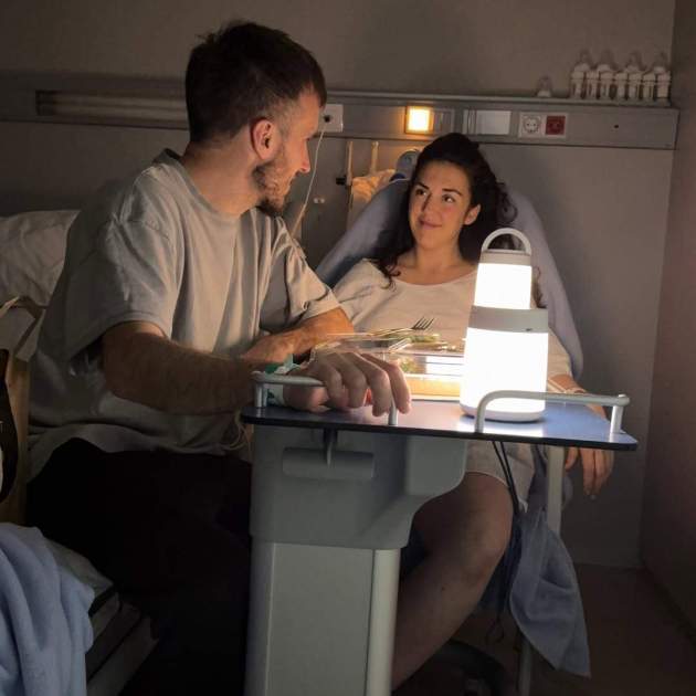 Arnau París y Rais en el hospital / Instagram Arnau París y Rais en el hospital / Instagram