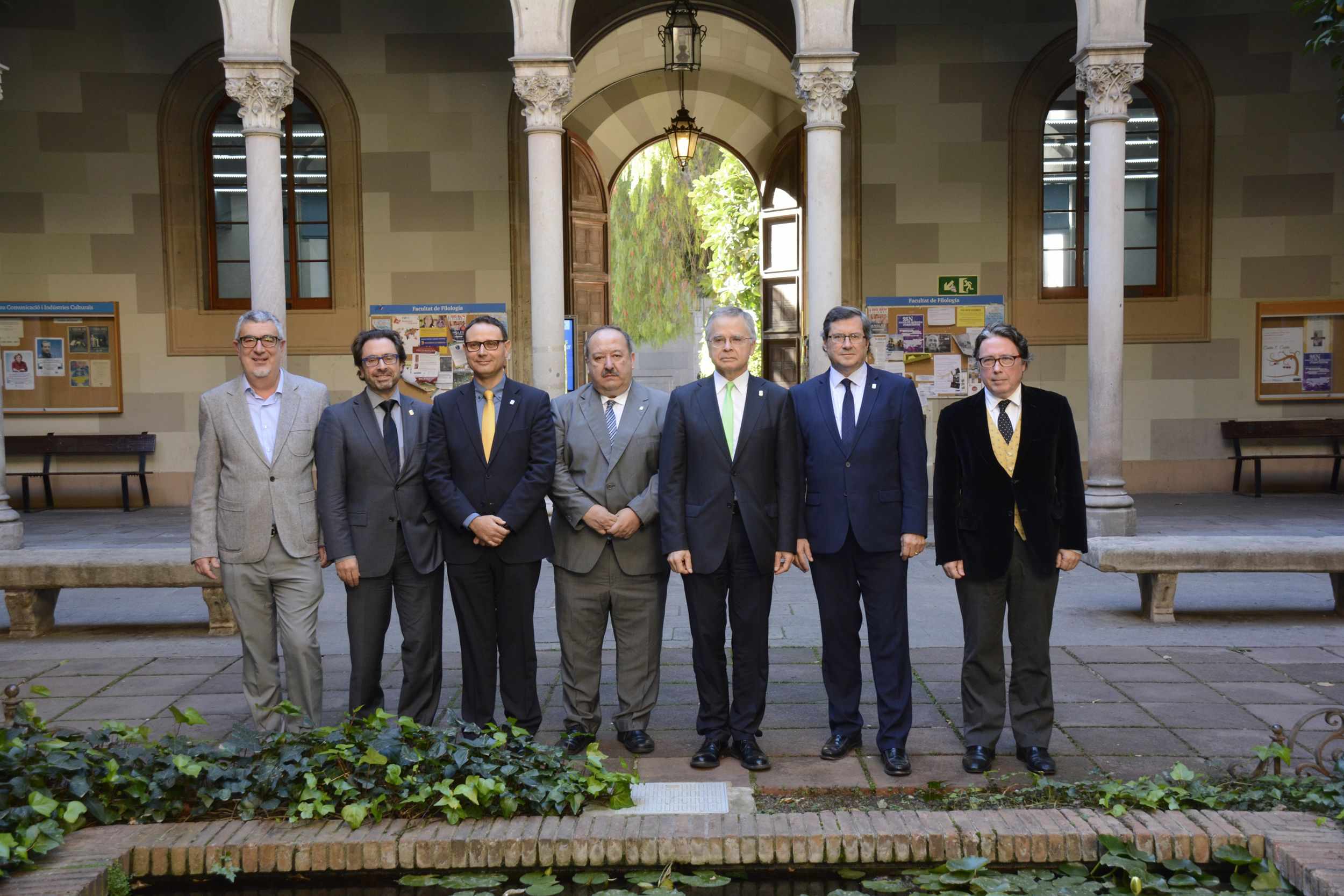 Descafeïnada presentació de candidats a rector de la UB