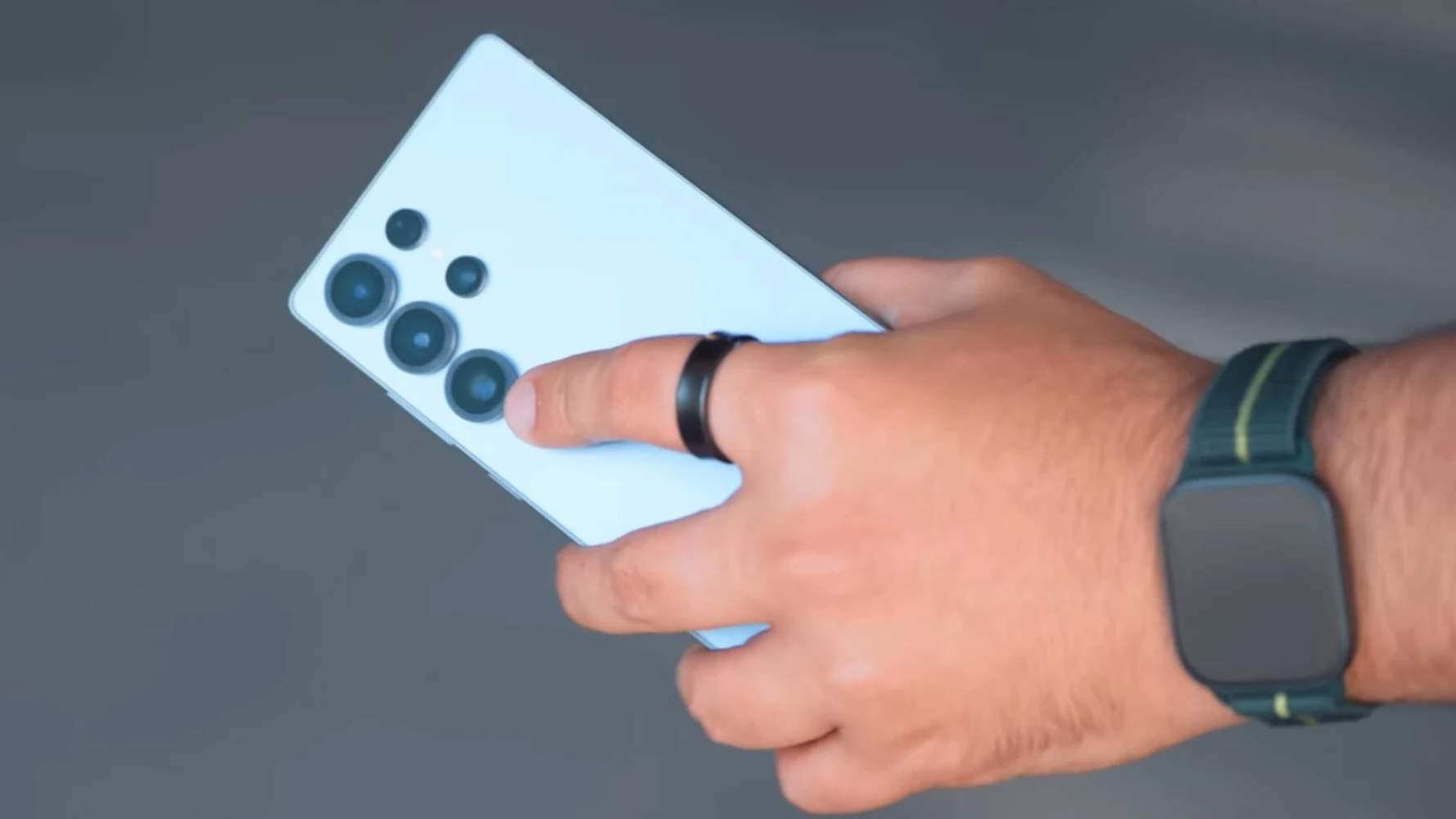 El espectacular Samsung Galaxy S25 Ultra tiene un descuento que lo deja a precio de maga media