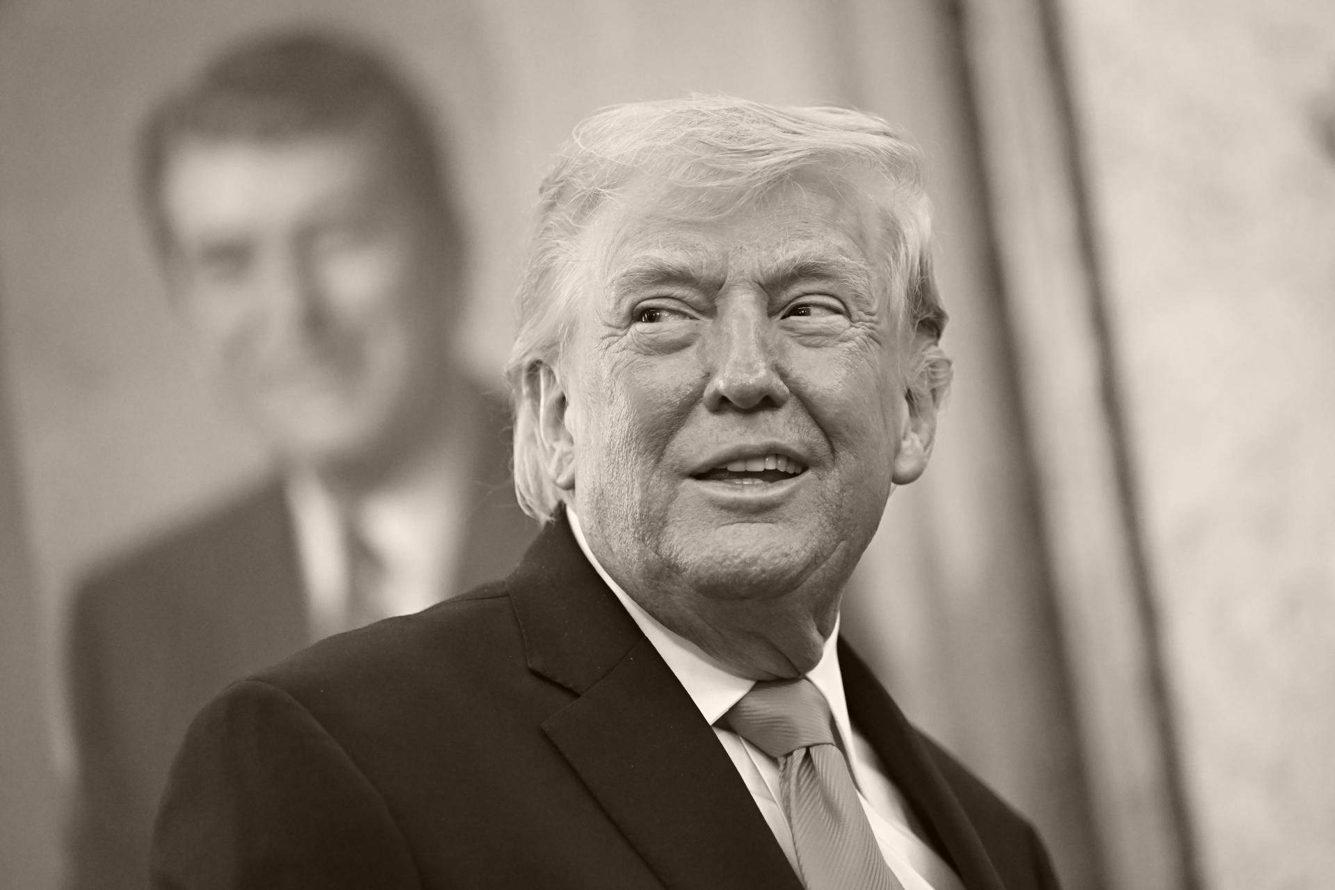 Portadas en ebullición: Trump tensiona el Golfo y la política española entra en modo electoral