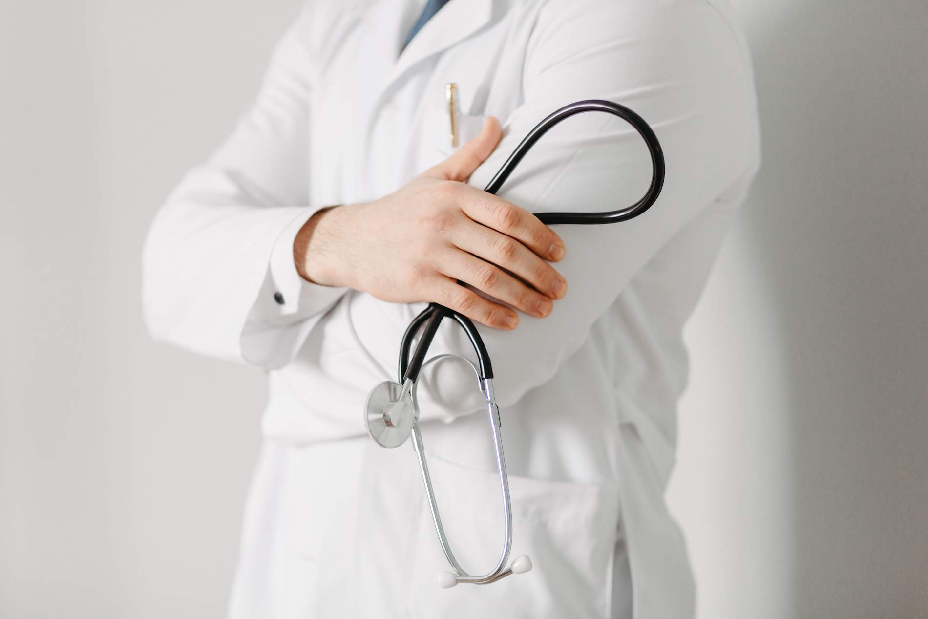 La Fundación Dexeus Mujer premia al Prof. Kypros Nicolaides, pionero mundial de la medicina fetal