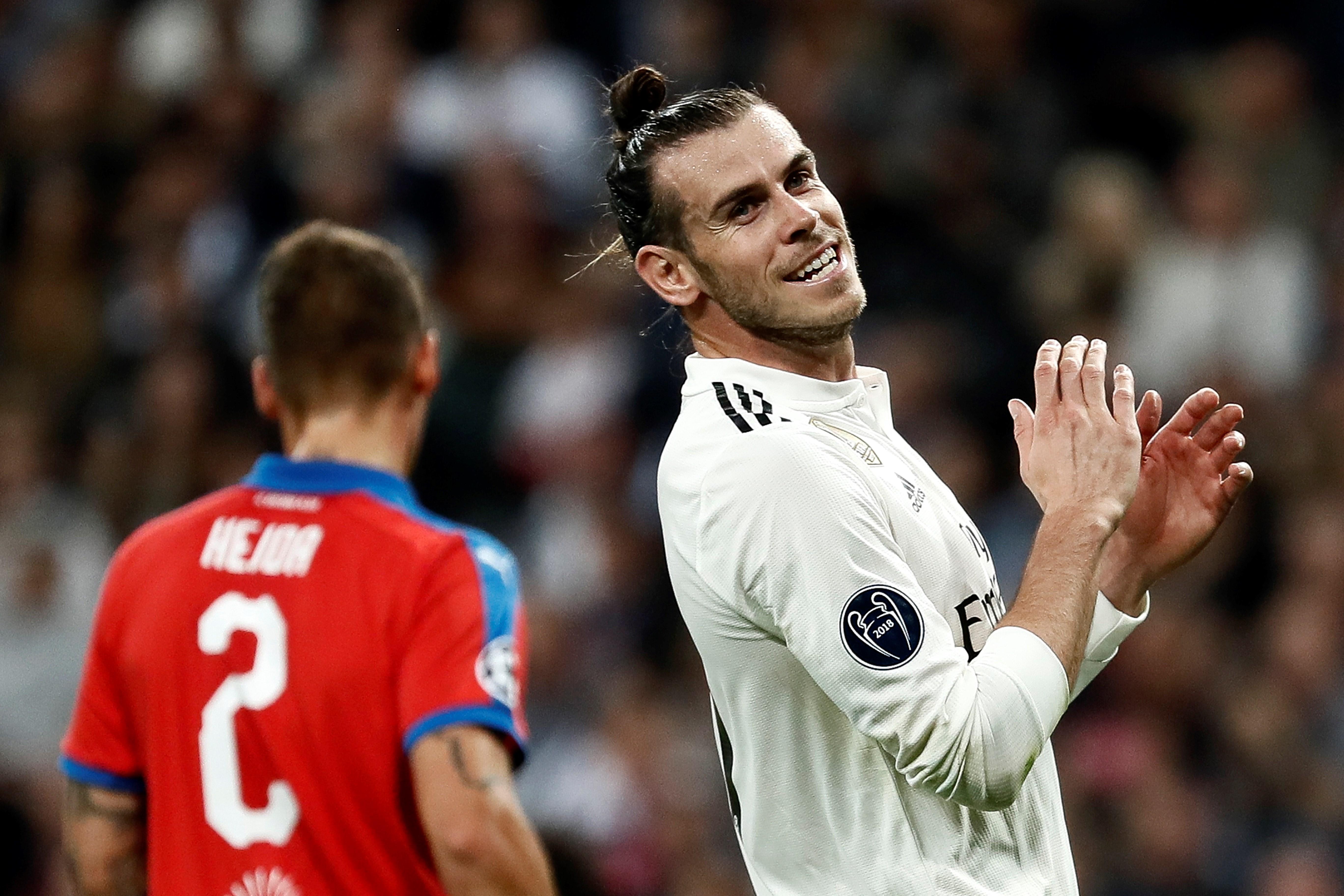 Bale torna a mofar-se del Madrid amb un gest en ple entrenament