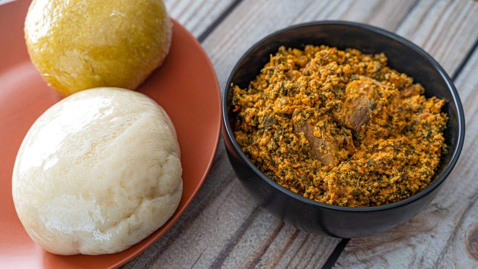 Rosalía confirma que su plato favorito es una curiosa receta vegetariana de Nigeria