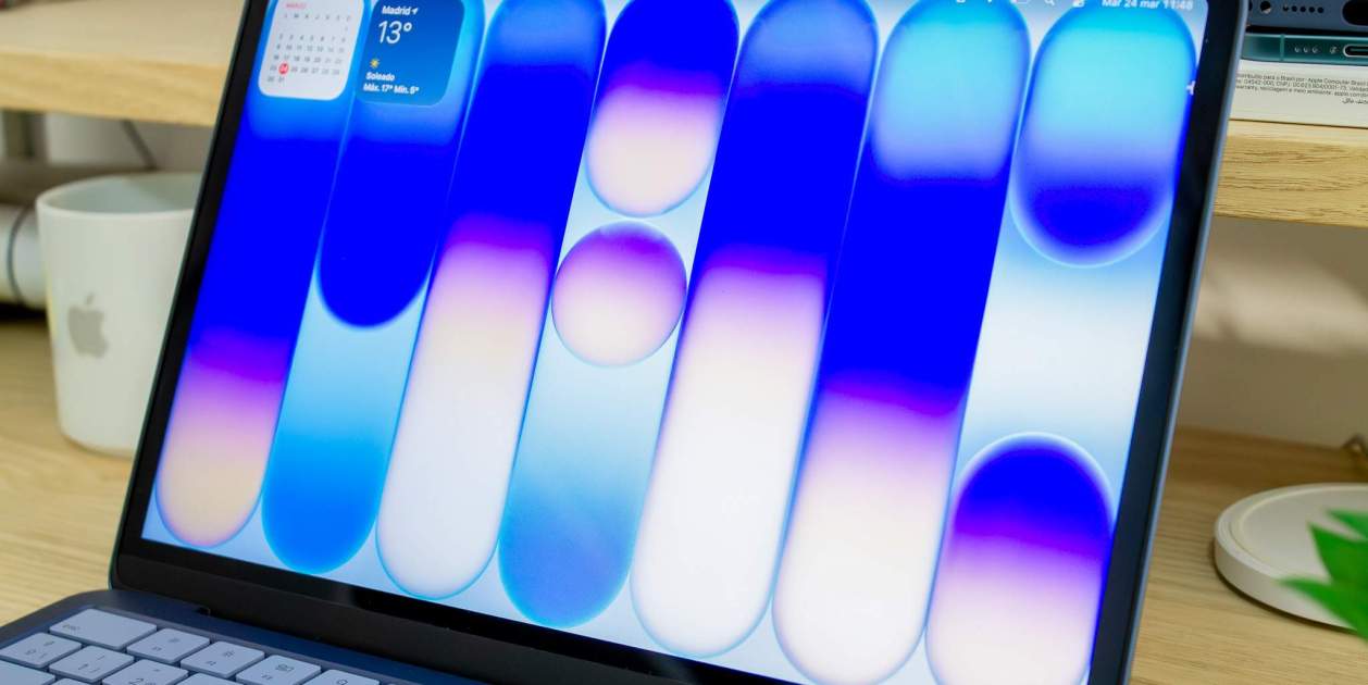 La pantalla del MacBook Neo sorprèn La pantalla del MacBook Neo sorprèn