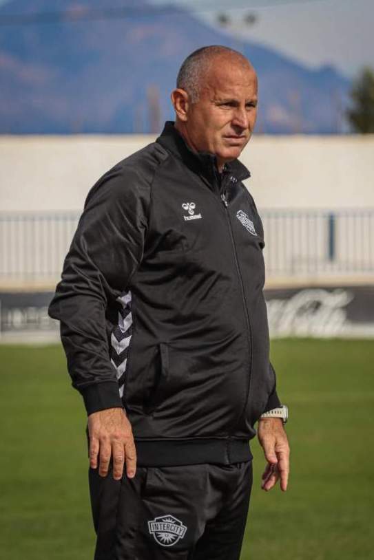 Javi Moreno, entrenando el Intercity de Alicante IG