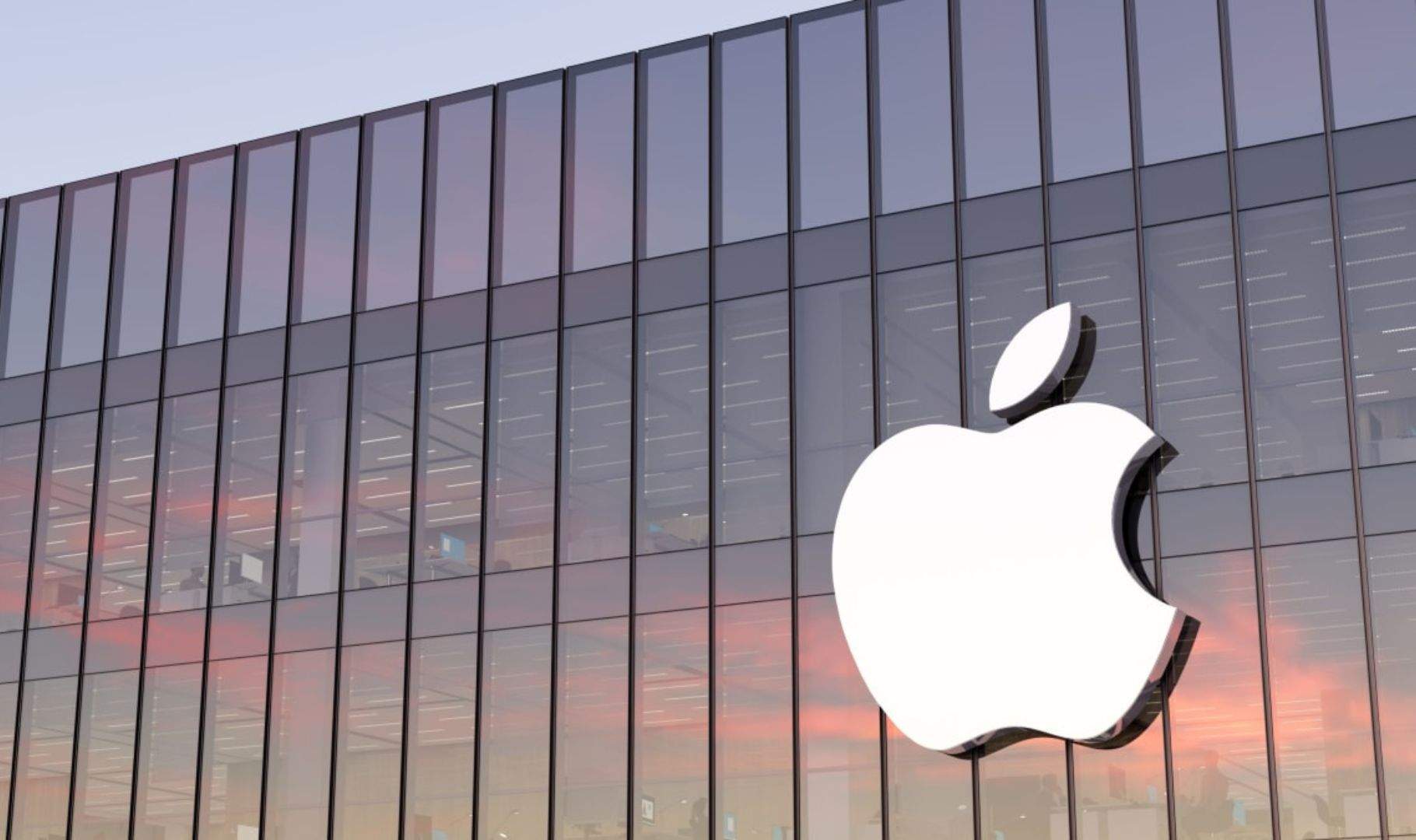 Apple treballa en l'iPhone somiat per tothom amb una pantalla amb curvatura als quatre costats