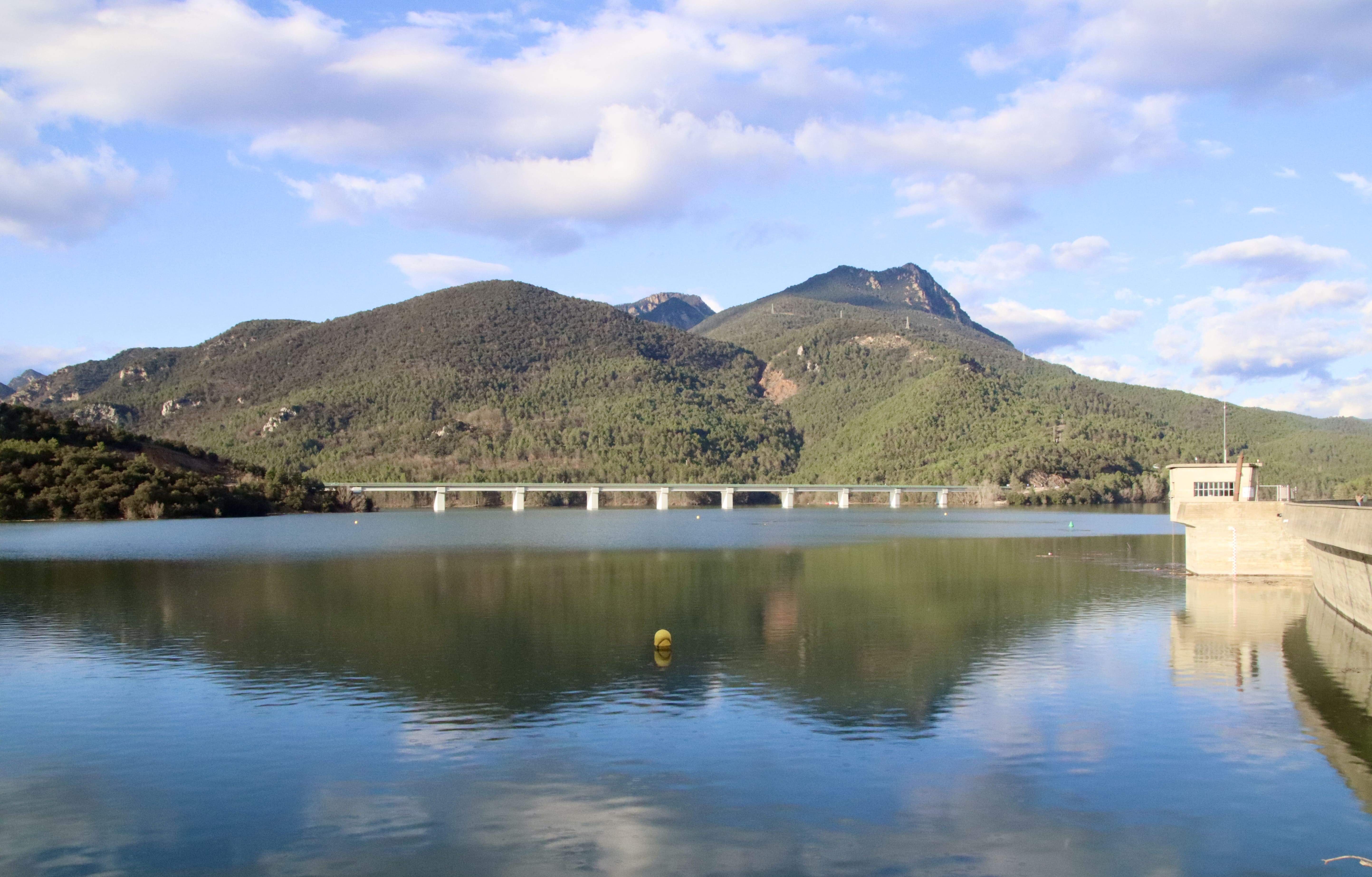 La central reversible de la Baells encara el trámite de la consulta popular con el apoyo del Govern