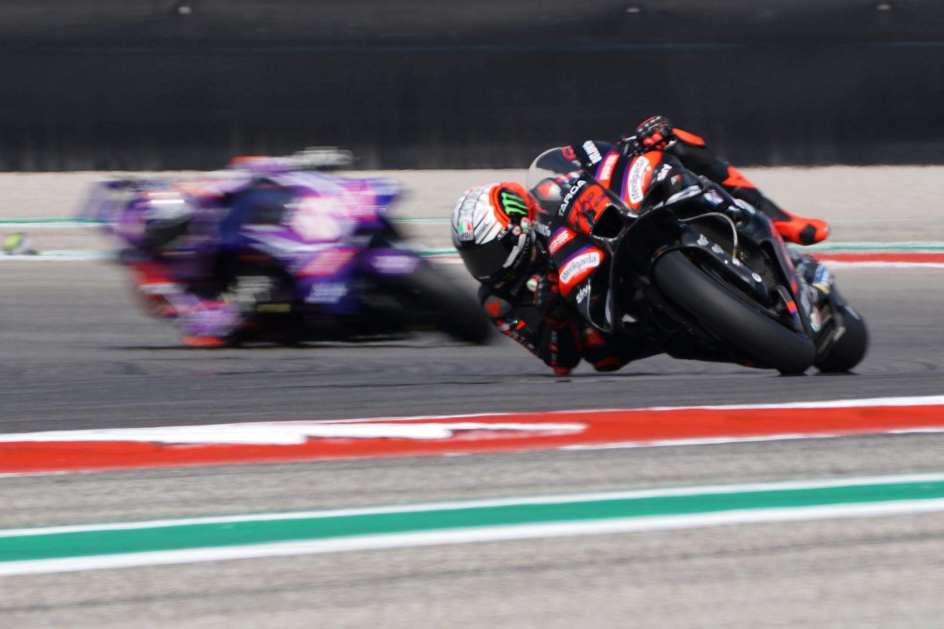 Bezzecchi domina en Austin, se convierte en el nuevo líder y Marc Márquez remonta hasta el quinto puesto
