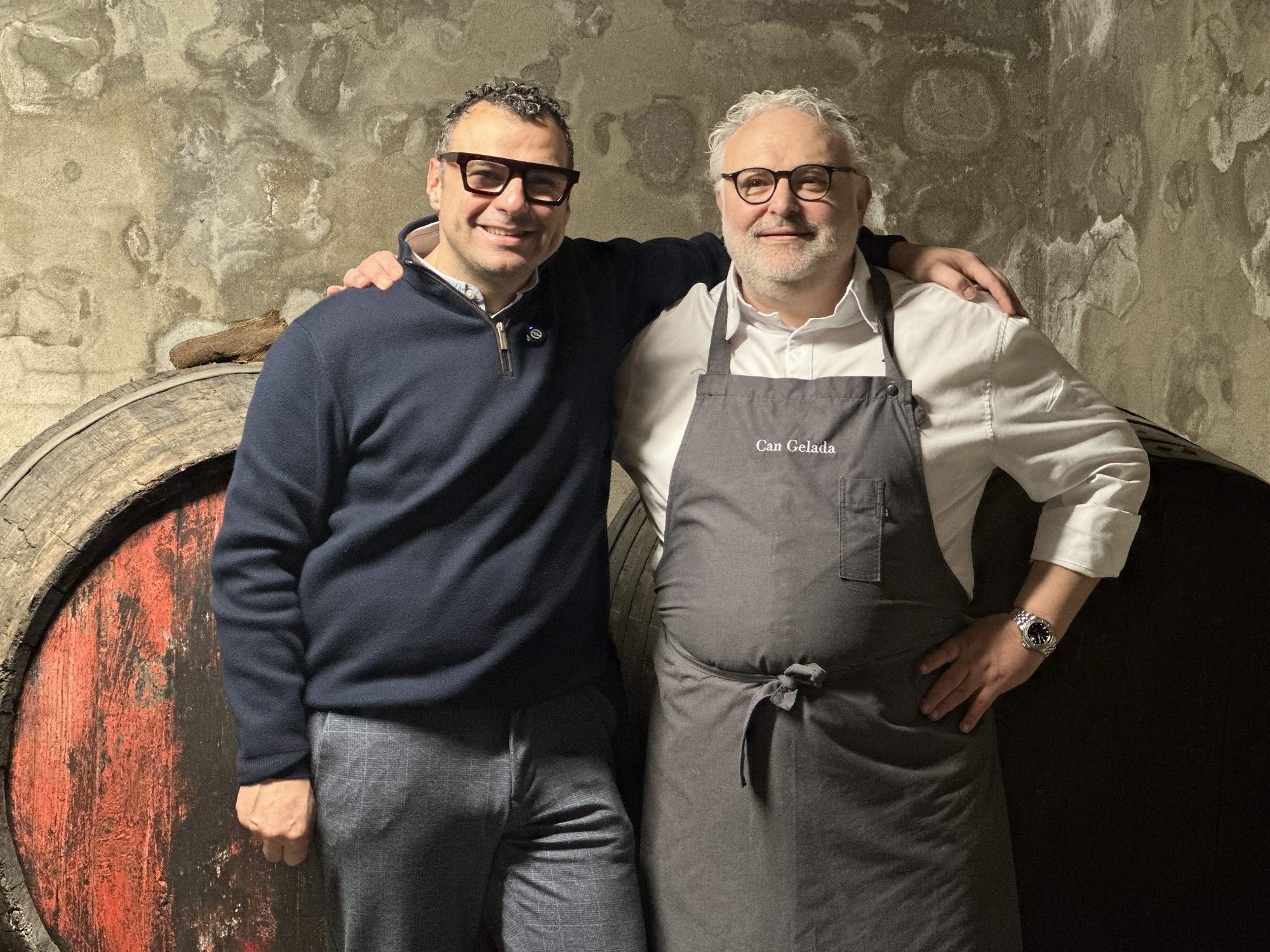 El restaurante de brasa del Pla de l'Estany que mantiene bien viva la cocina catalana tradicional