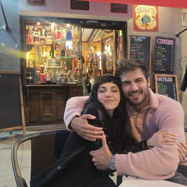 El retrobament de Maxi Iglesias i Angy Fernández / Instagram