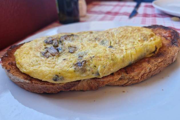 Truita de camagrocs del restaurant Can Jané. / Foto: Esmorzarsdeforquilla.cat Truita de camagrocs del restaurant Can Jané. / Foto: Esmorzarsdeforquilla.cat