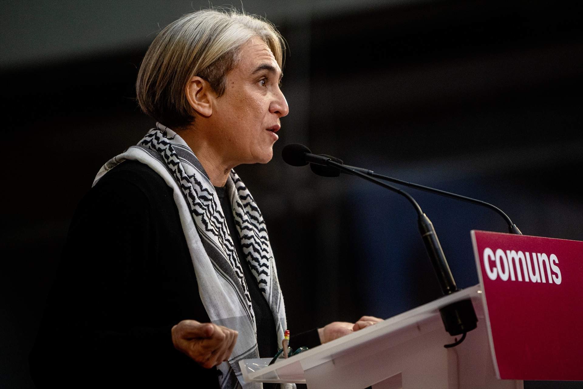 Colau acusa a Junqueras de 'mansplaining': "No necesito que me bendiga para ser diputada"