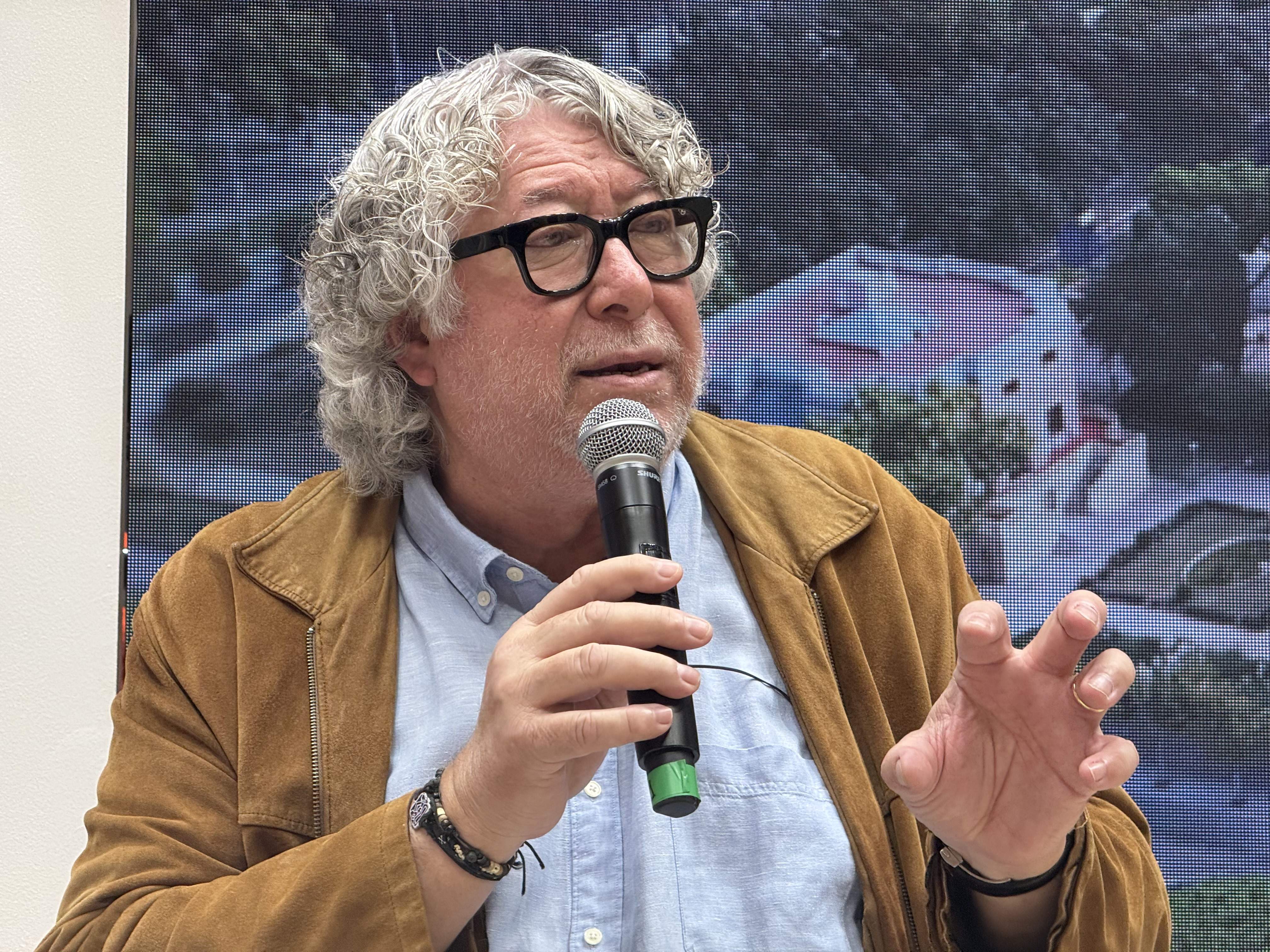 El alcalde de Cornellà condena los cánticos racistas y pide “no estigmatizar” la ciudad