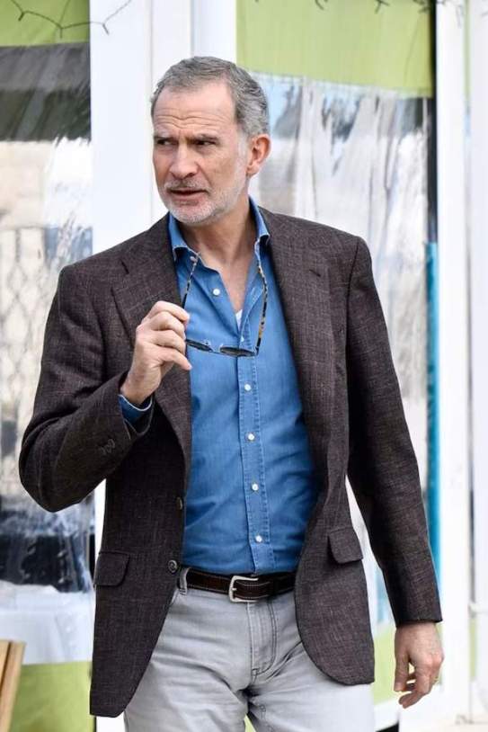 Felipe casual con camiseta imperio, XXSS