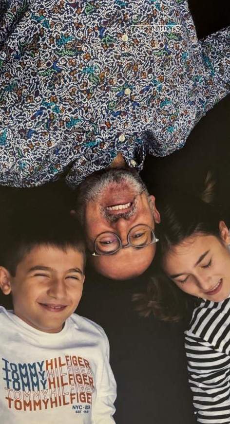 Bernat i Anna Grasset amb el seu pare, Ig