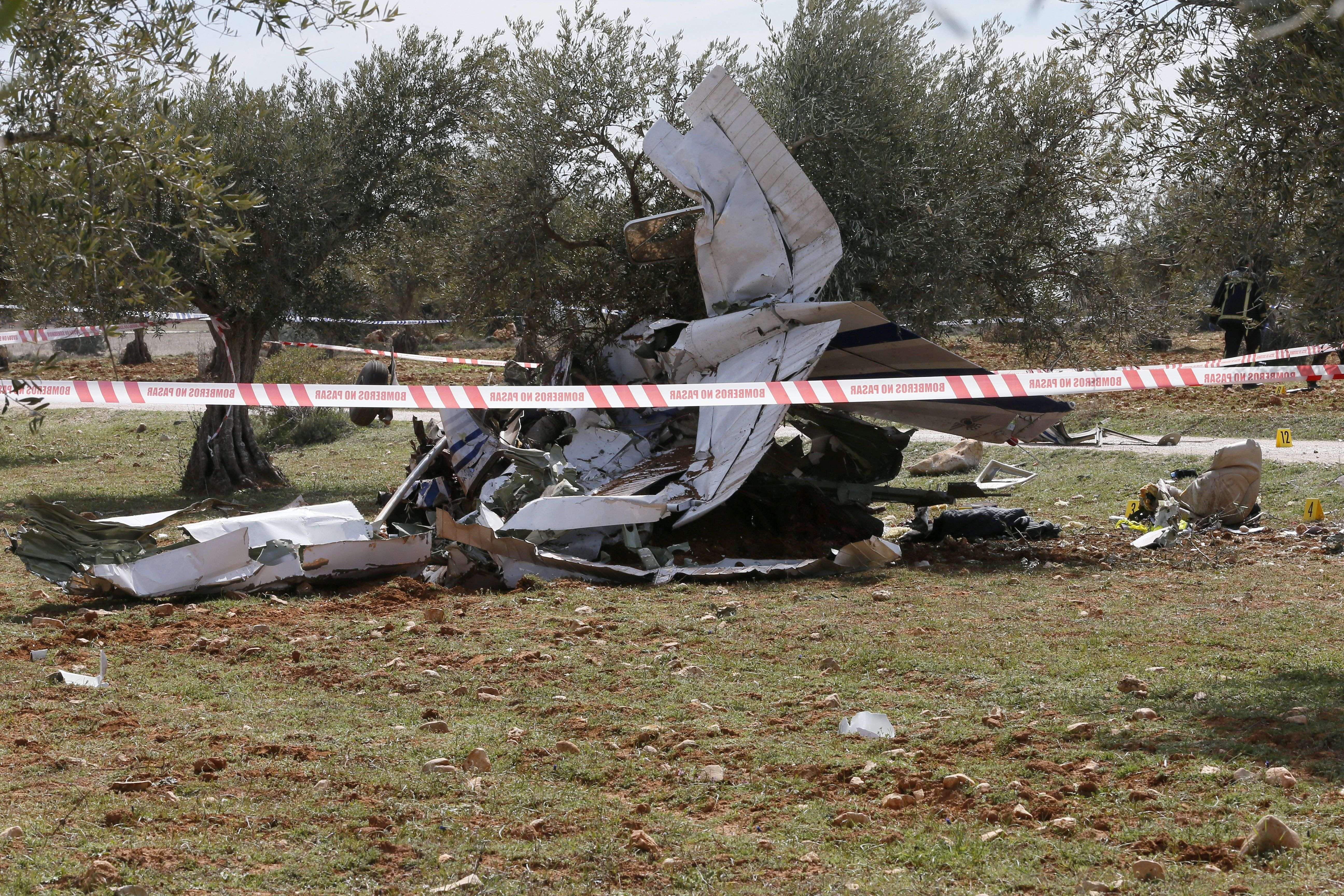 Mueren tres personas al caer una avioneta en Madrid procedente de Sabadell