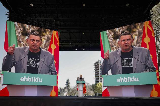 8d6461c6b910b72dc172de6303d0f11e0436ae98w