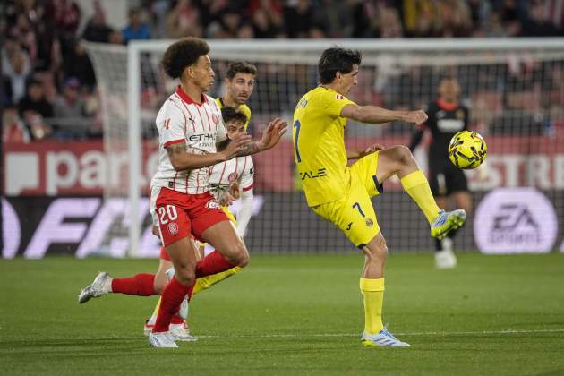 Witsel Gerard Moreno Girona Villarreal / Foto: EFE
