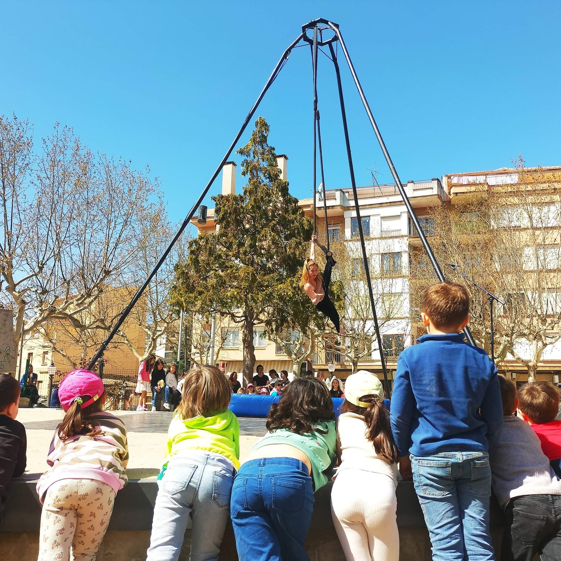Foto: La Despenjada, Asociación de Circo de Solsona Foto: La Despenjada, Asociación de Circo de Solsona