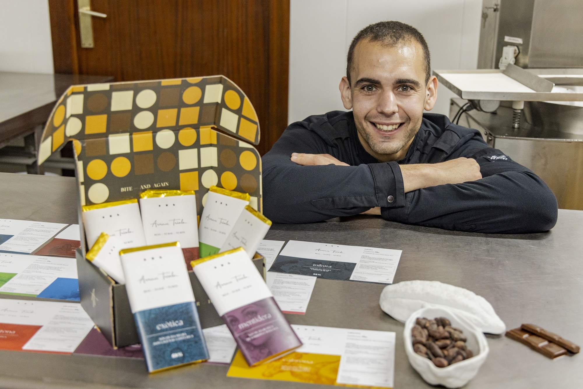 Així és la xocolata 'de proximitat' que elabora aquest reconegut pastisser català al seu poble