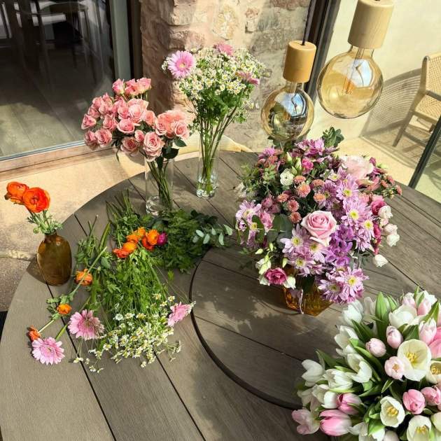 Las flores que ha recibido Sira Martínez por su cumpleaños / Instagram