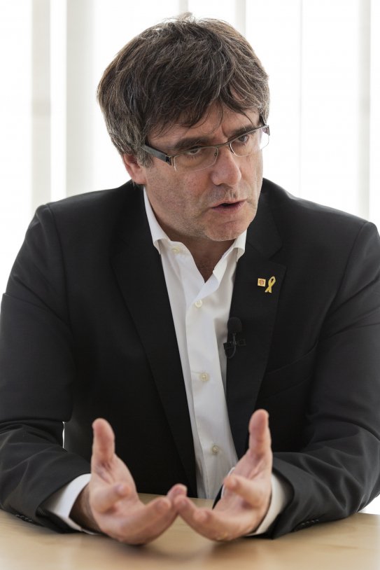 Carles Puigdemont in the House|Home of the Republica in Waterloo - Sergi Alcàzar