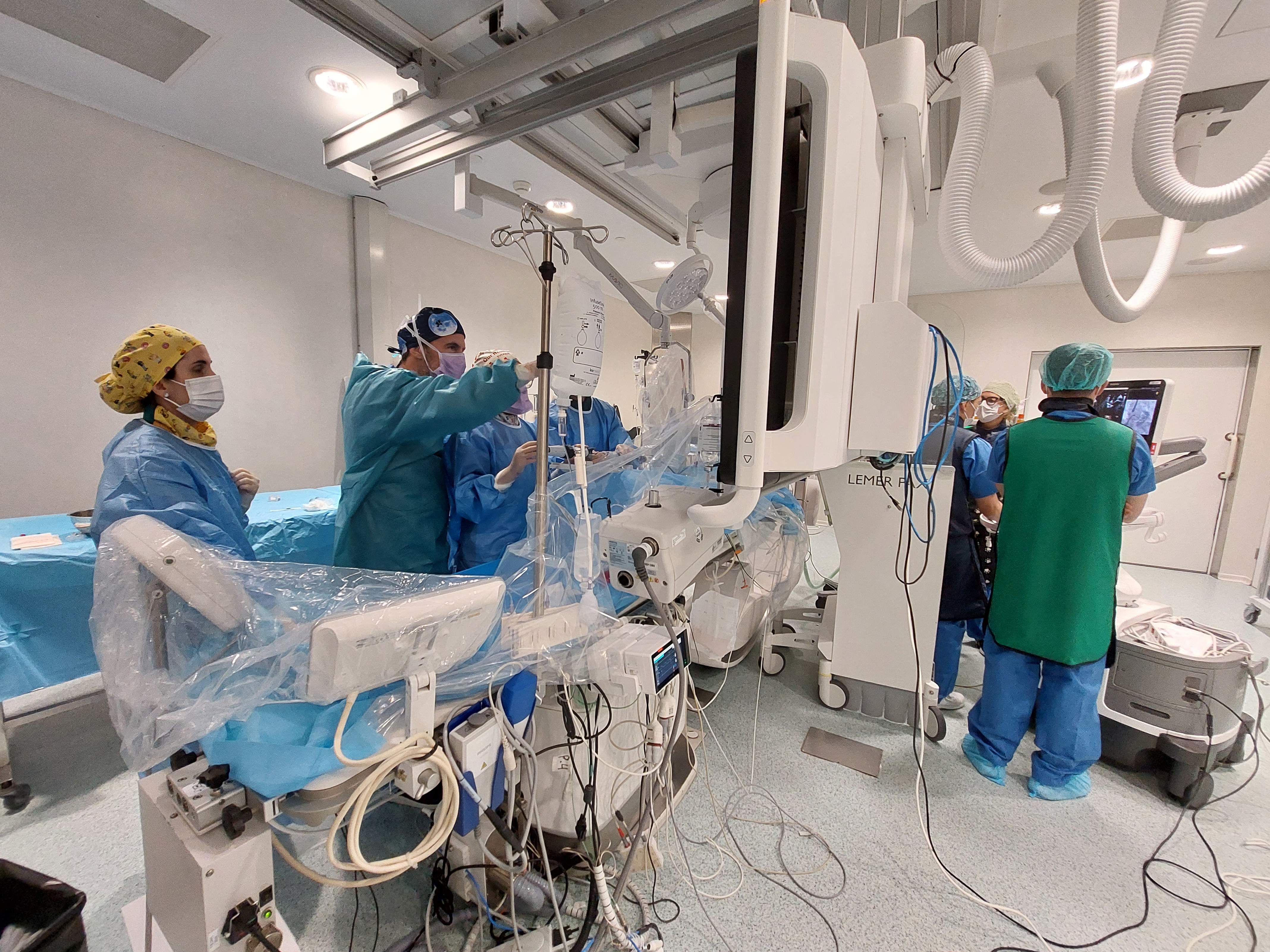 L'hospital Sant Pau fa un pas de gegant en cardiologia amb un nou recanvi mitral mínimament invasiu