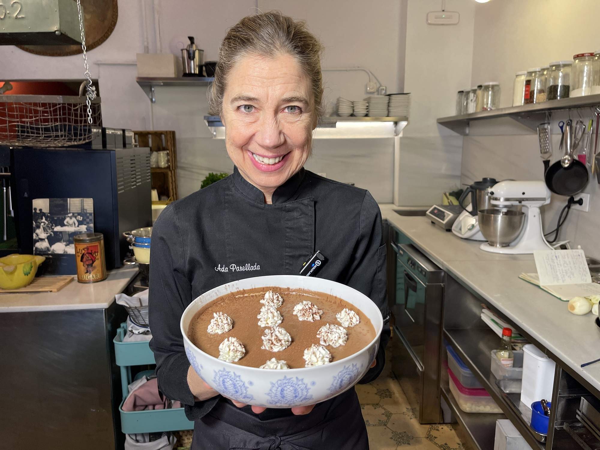 Cómo preparar mousse de chocolate en casa: el paso a paso de Ada Parellada