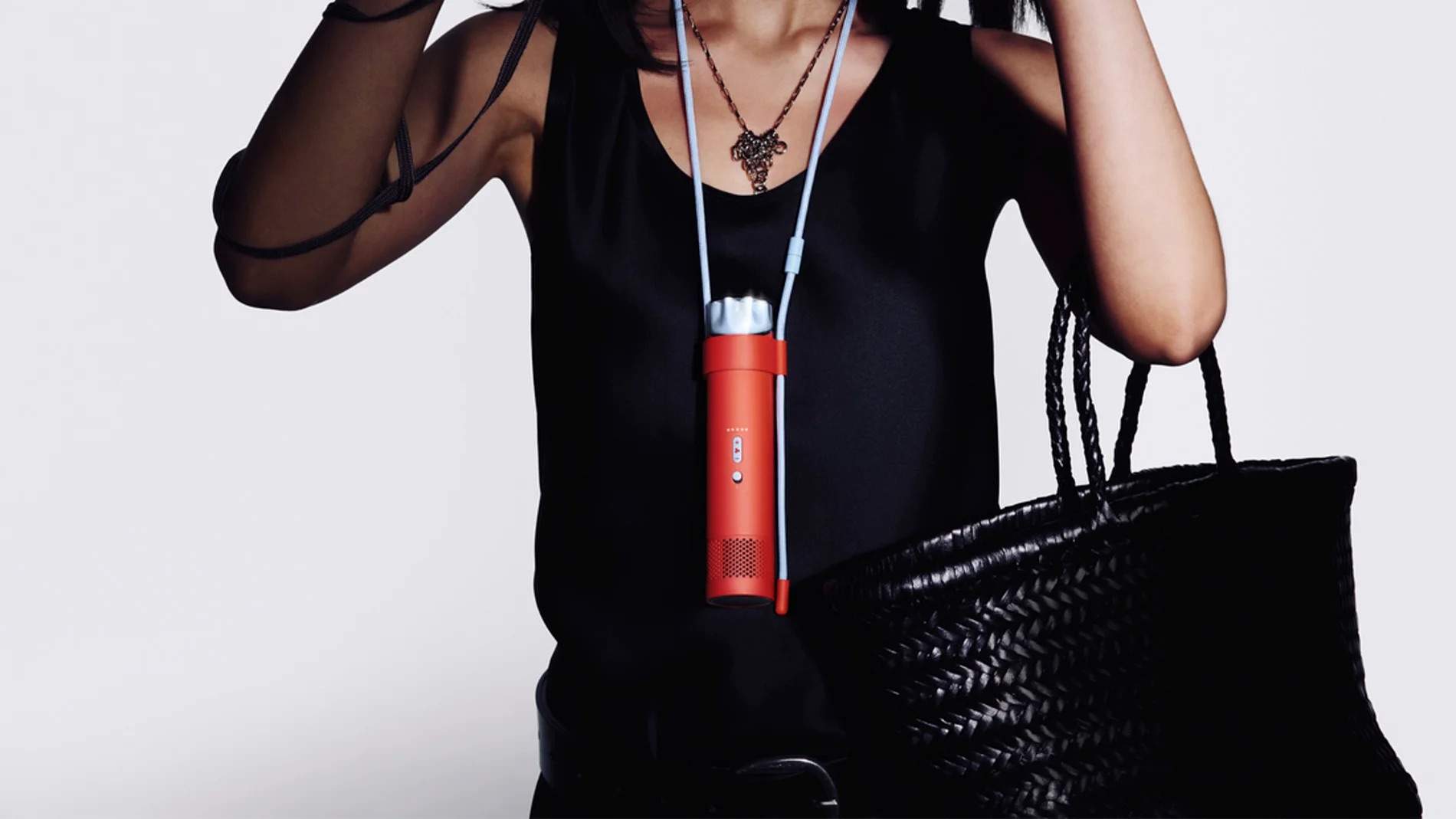 Dyson presenta el HushJet Mini Cool, un ventilador portátil con un motor de 65.000 RPM