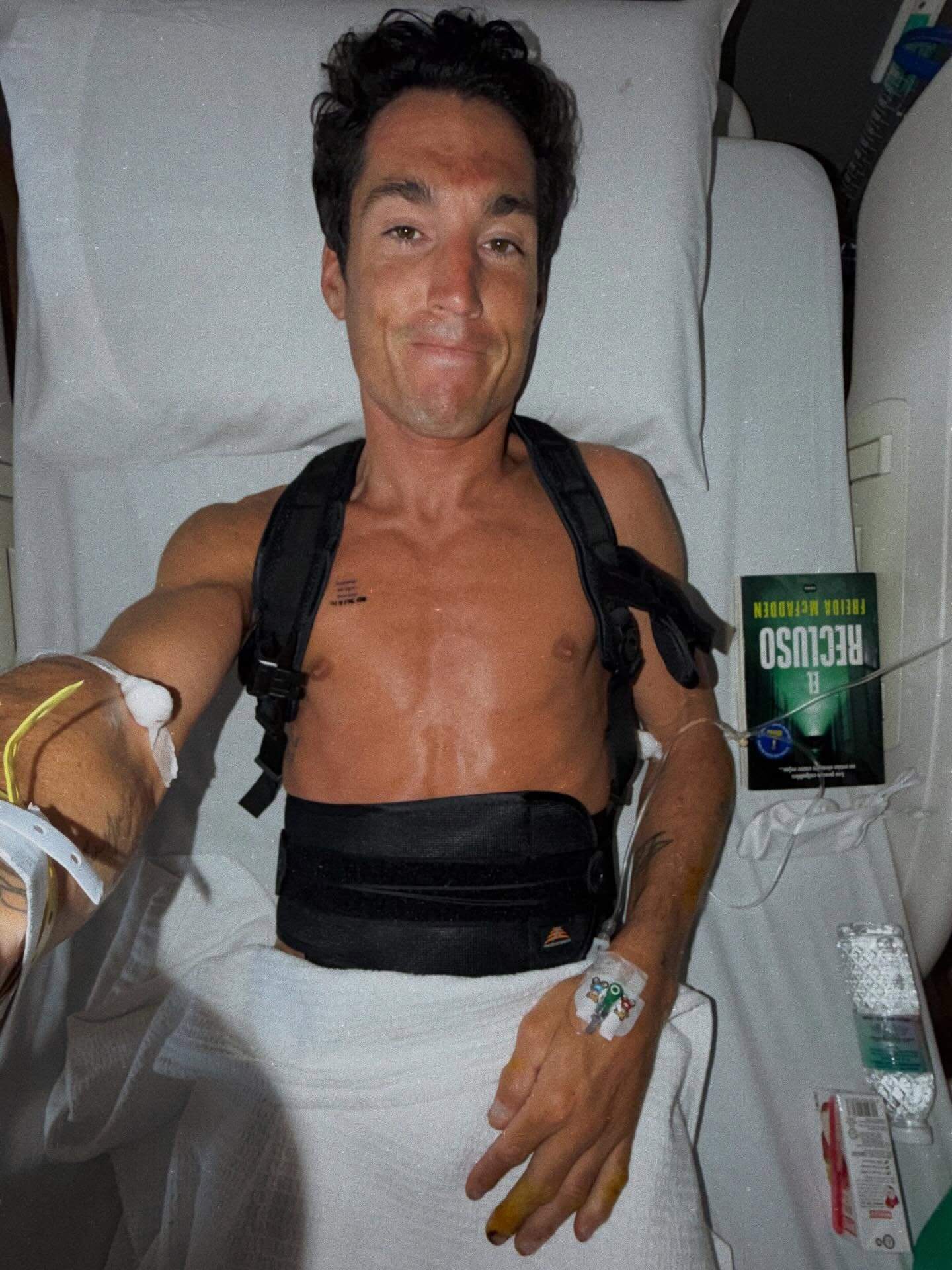 Aleix Espargaró, hospitalizado en Malasia después de sufrir un accidente muy grave: "Volveré"