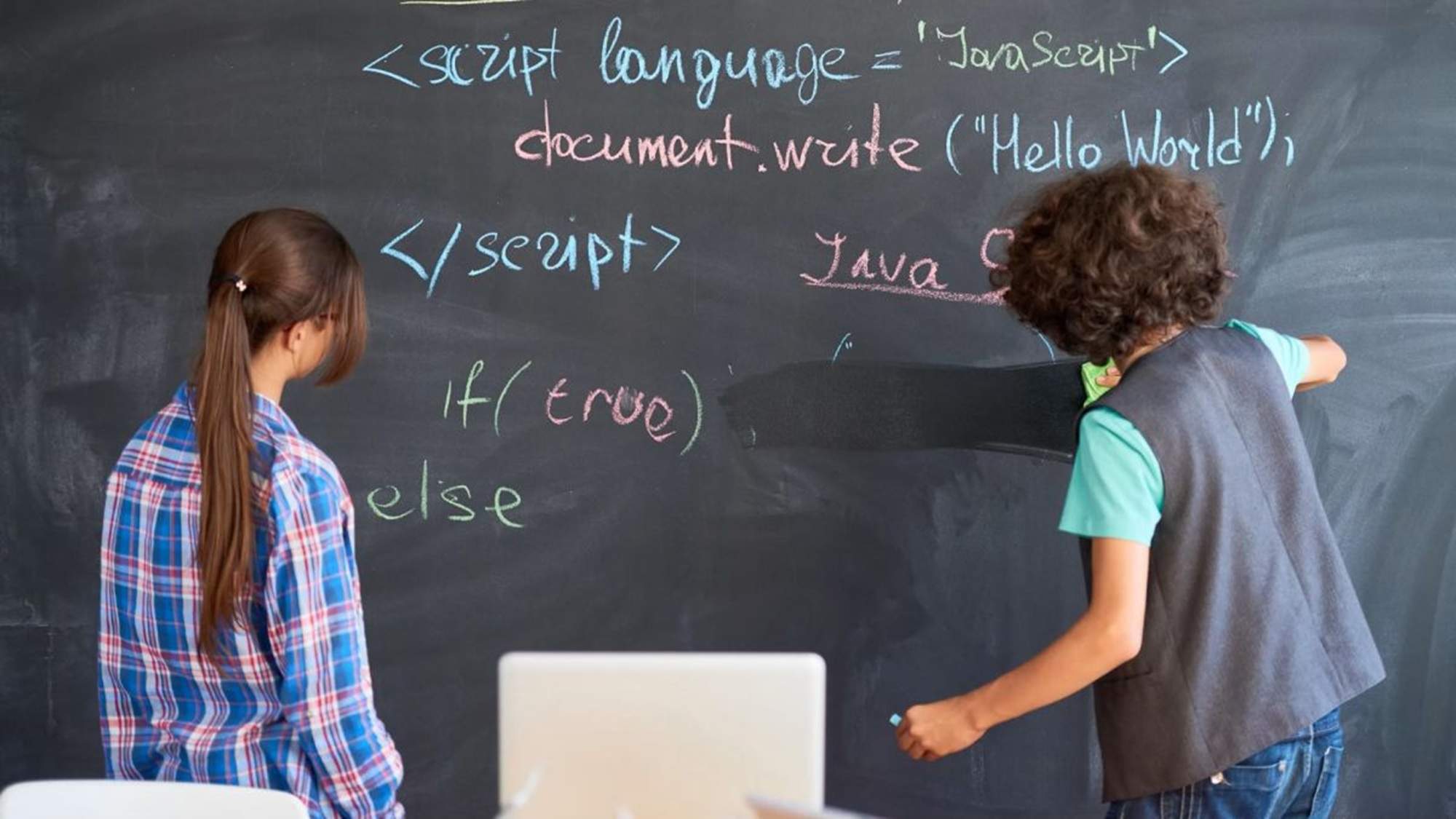 L'era del "ChatGPT per a professors" consolida la IA com a aliada del docent a Espanya