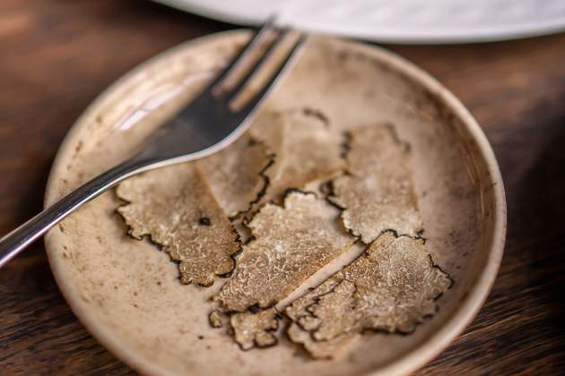 Un plato con trufa. Foto: Pexels