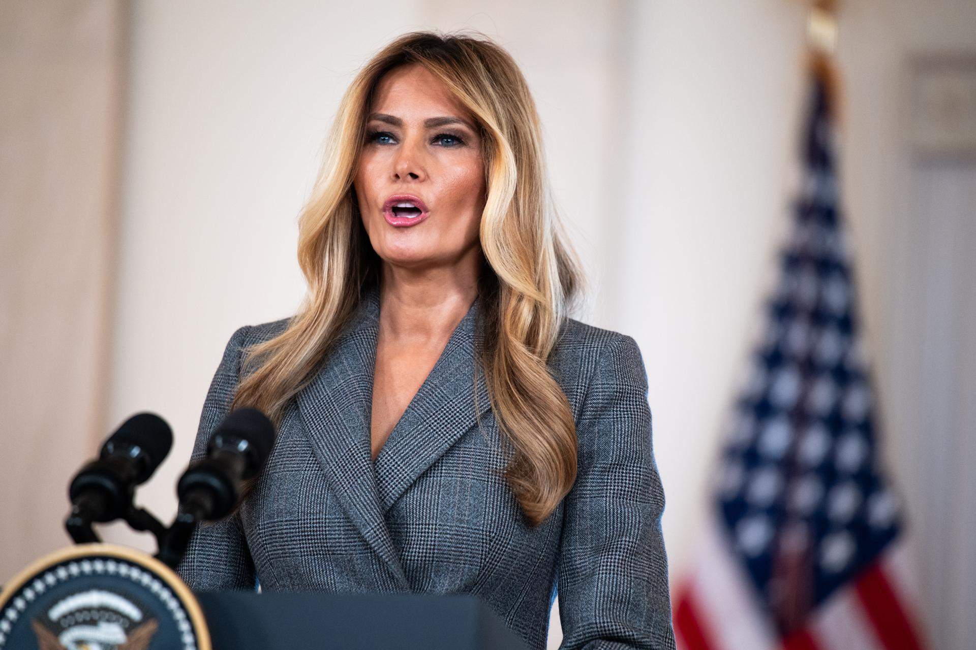 Melania Trump nega cap relació amb Epstein: "No en soc víctima, vaig conèixer el meu marit en una festa"