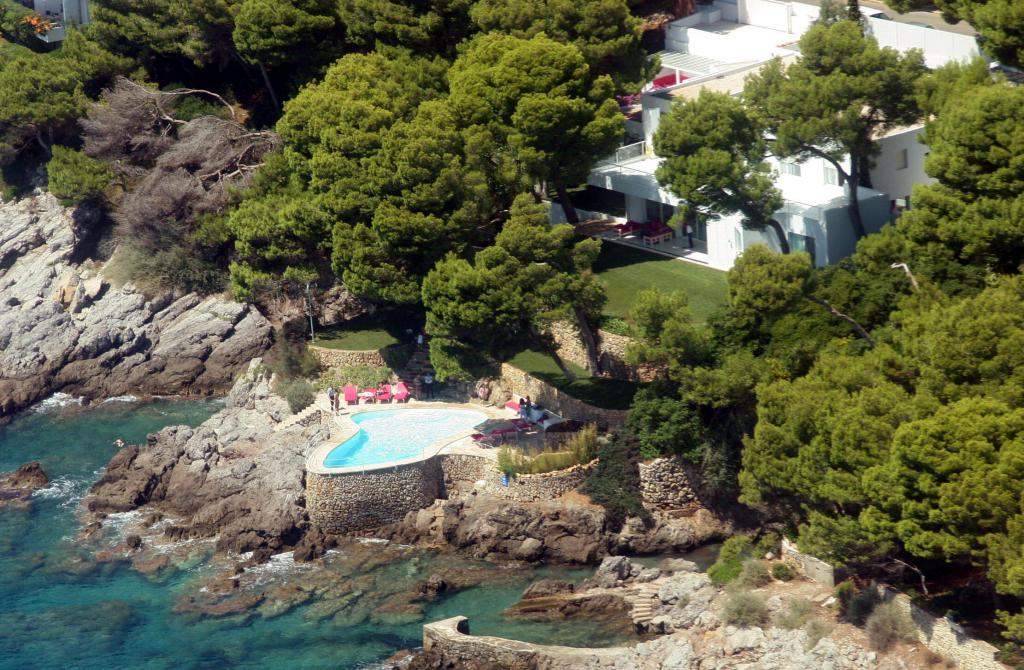 La casa de Ágata con la piscina a ras de mar cuando vivían allí La casa de Ágata con la piscina a ras de mar cuando vivían allí