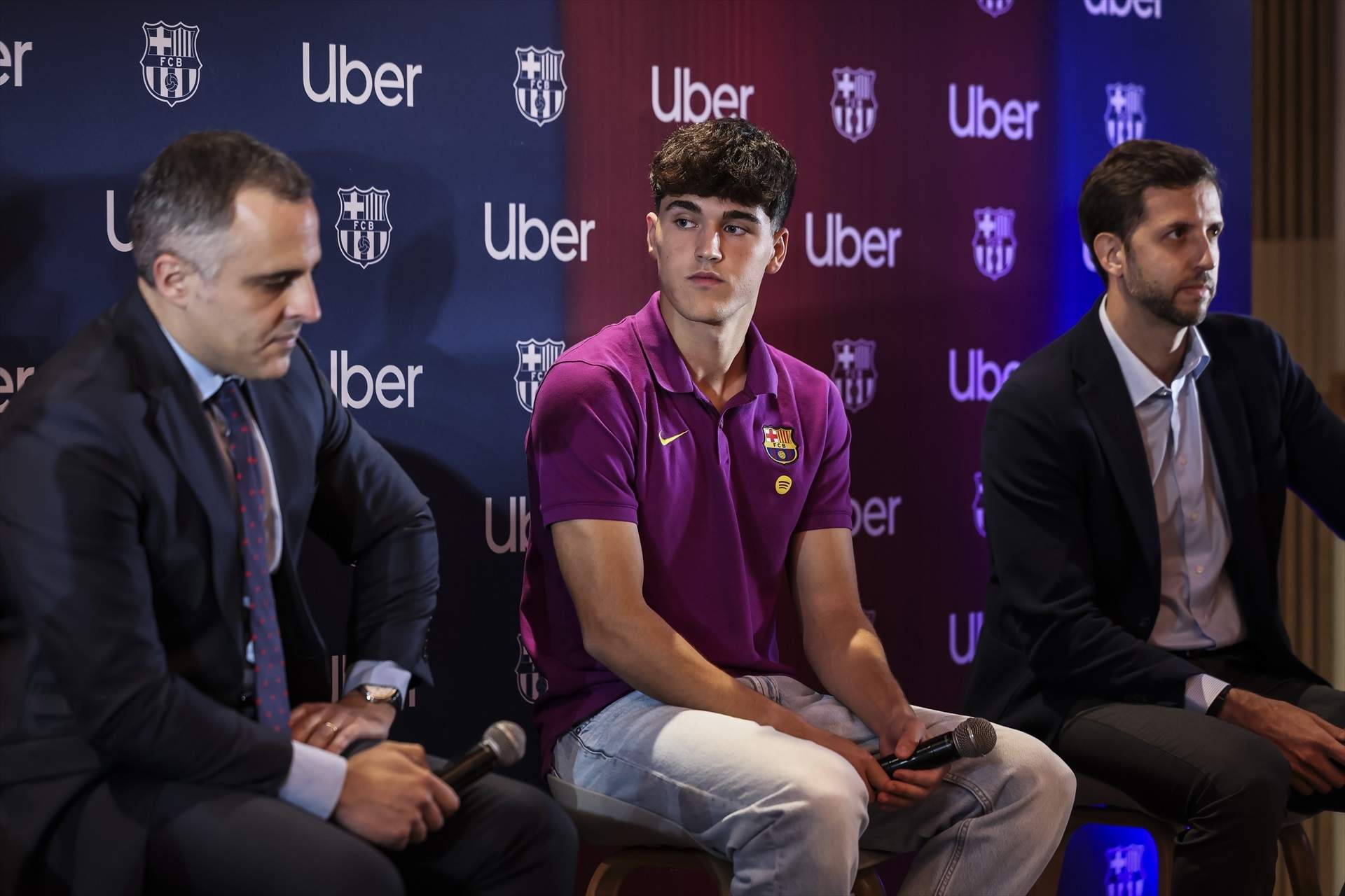 Ni Mercedes ni BMW, Pau Cubarsí lleva el Audi que los futbolistas eligen para ir con la familia
