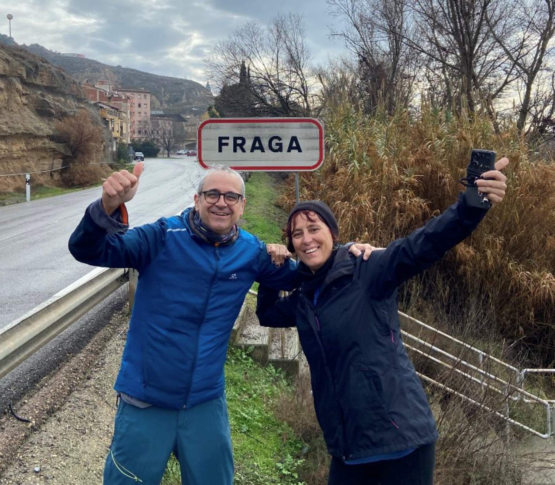 Recorren els Països Catalans a peu i mantenen sempre el català: "Es pot fer, no ens hem trobat cap atac"