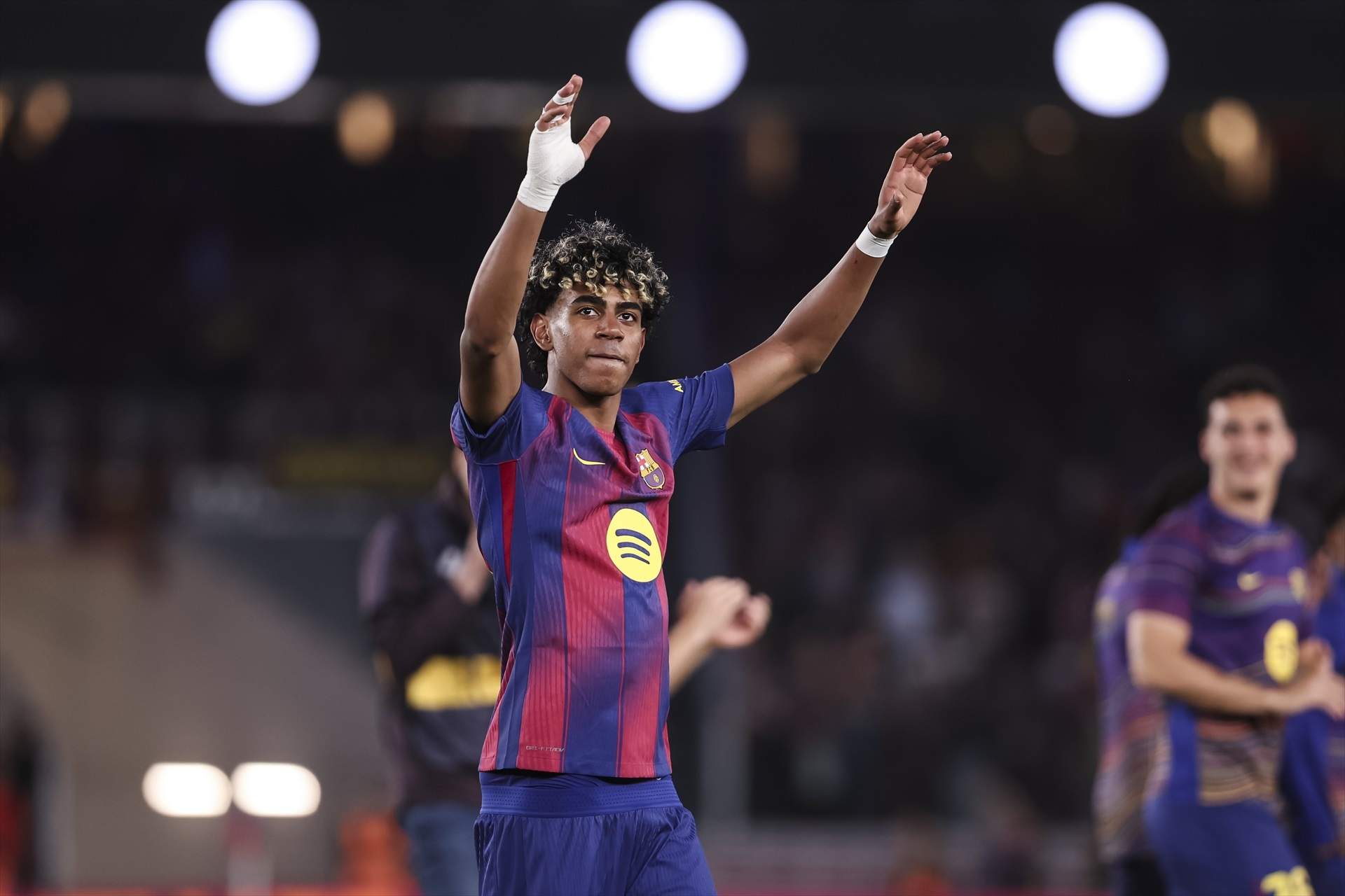 La nit de pel·lícula de Lamine Yamal contra l'Espanyol: recital, rècord i celebració amb dard a Manolo