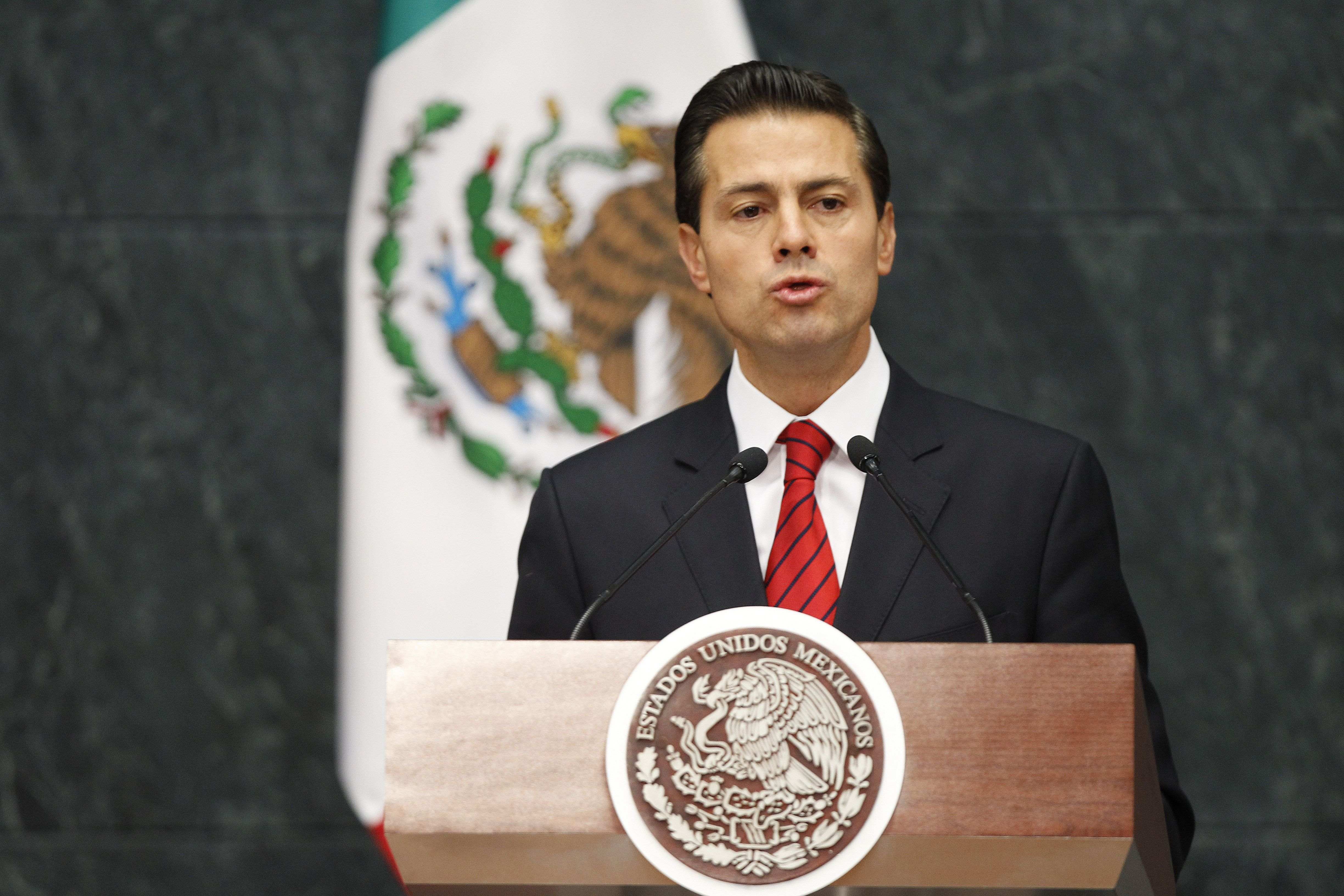 Peña Nieto anul·la la reunió amb Trump i reafirma que no pagarà el mur