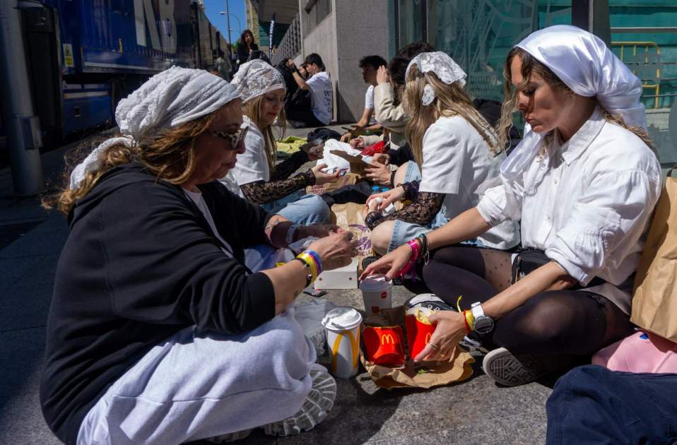 U605819 002 U605819 002