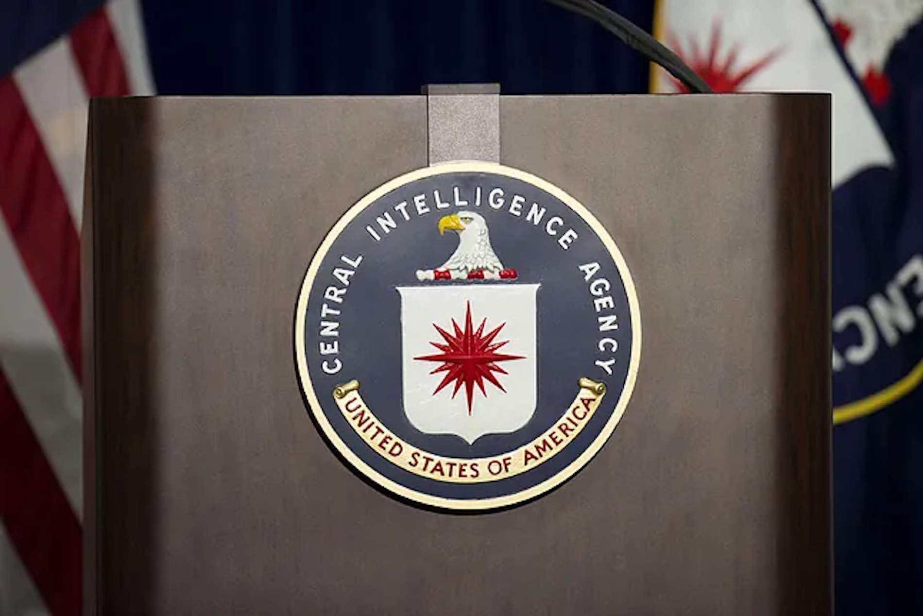 Así usó la CIA Pegasus y Ghost Murmur para detectar el latido del corazón del piloto derribado en Irán