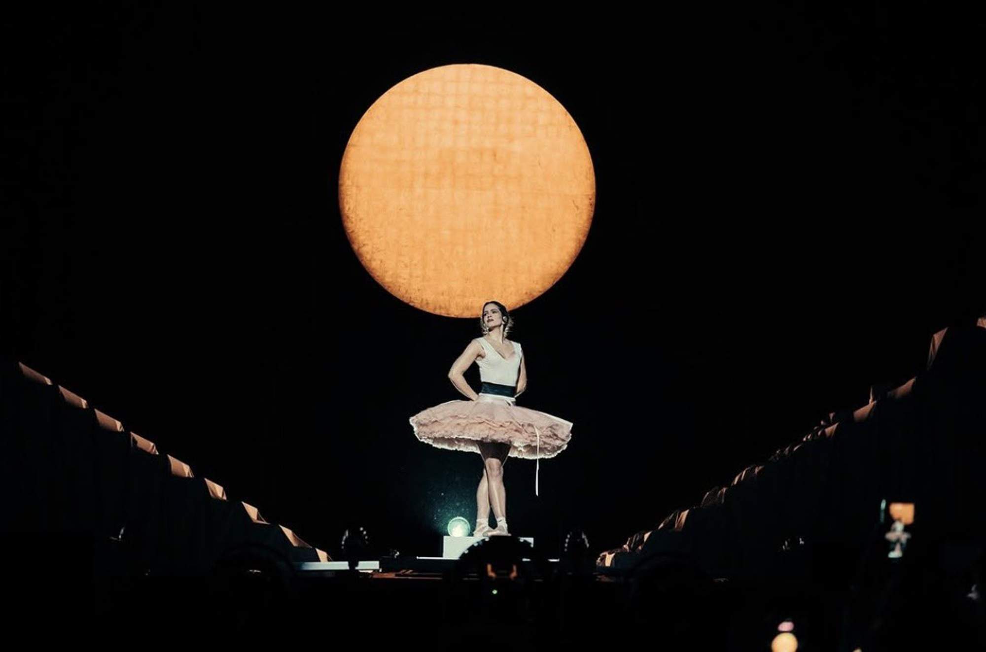 El fenómeno ‘Lux’ de Rosalía aterriza en Barcelona con cuatro noches celestiales en el Palau Sant Jordi