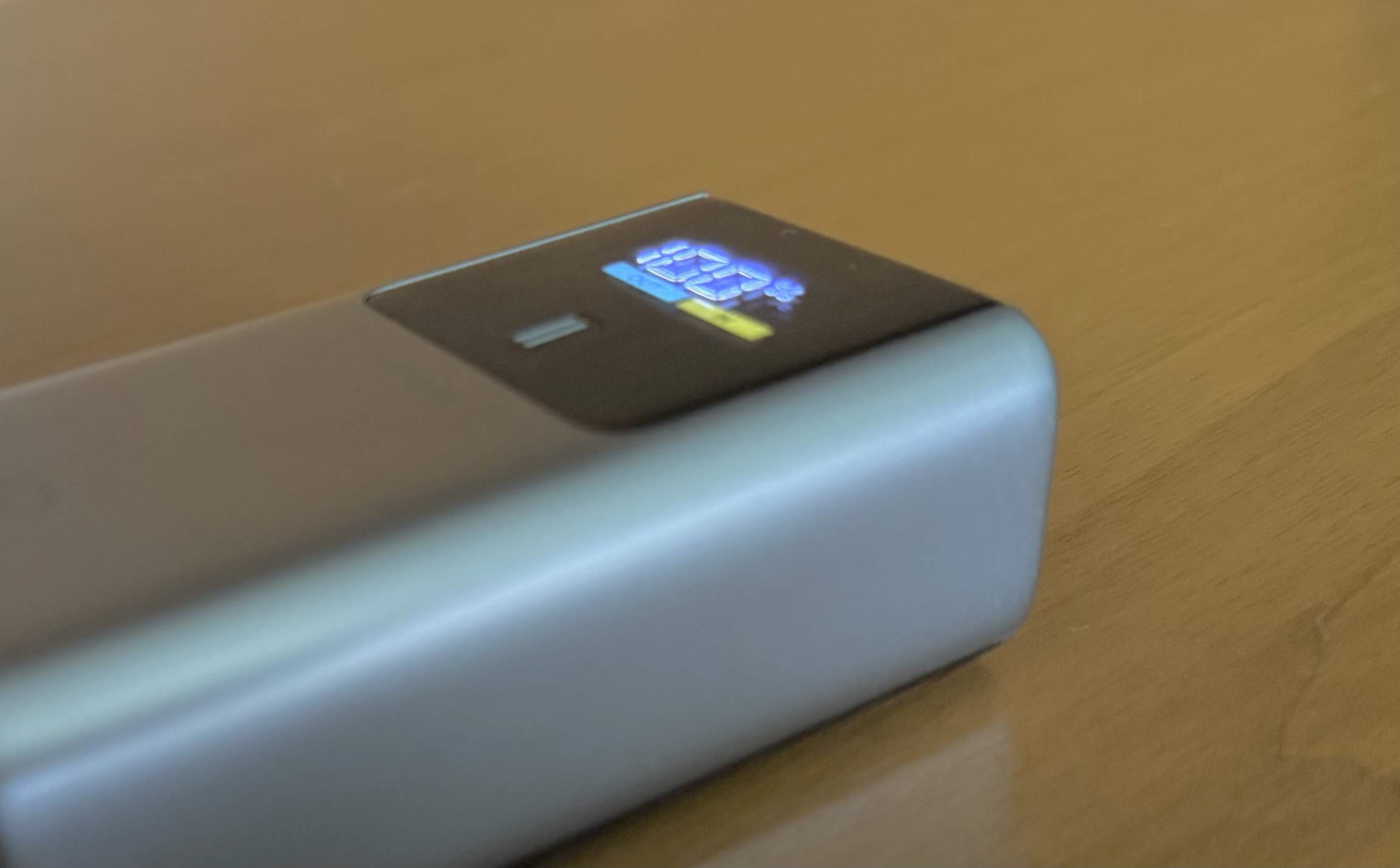 CUCKTECH 10 Mini, análisis: no te fíes de su tamaño, esta power bank es "pequeña pero matona"