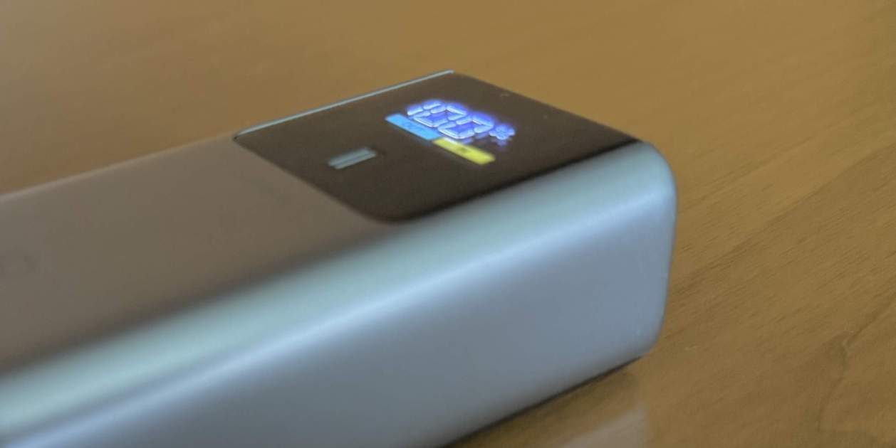 CUCKTECH 10 Mini, análisis: no te fíes de su tamaño, esta power bank es "pequeña pero matona"