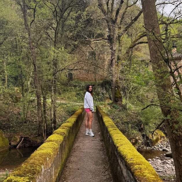 Aitana Bonmatí passejant / Instagram