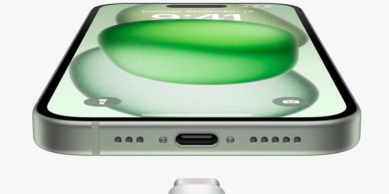 El iPhone 15 desciende en picado con 100 euros de descuento en Amazon