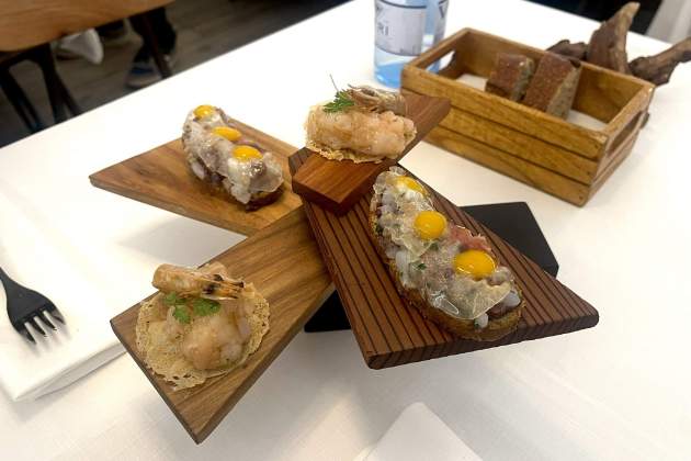 Entrantes del restaurante Tramendu. / Foto: Emma Porta