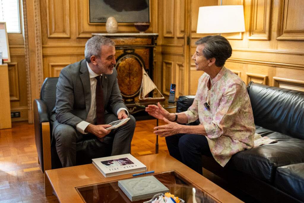 Barcelona es reivindica com a referent pacifista amb el Premi Internacional per la Pau