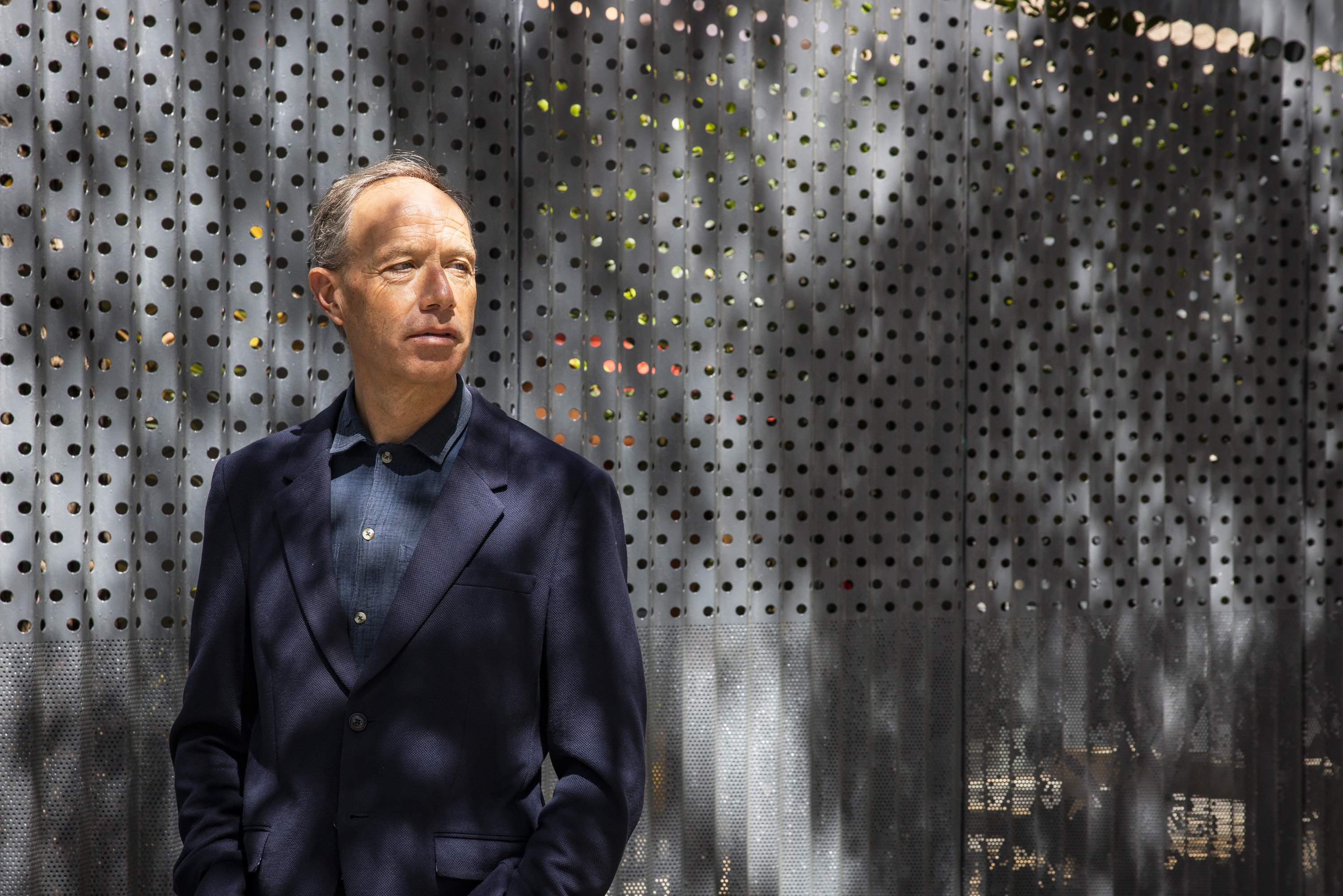 Francesc Torralba, filòsof: "Estem envaïts pel pensament distòpic, però el futur no està escrit"