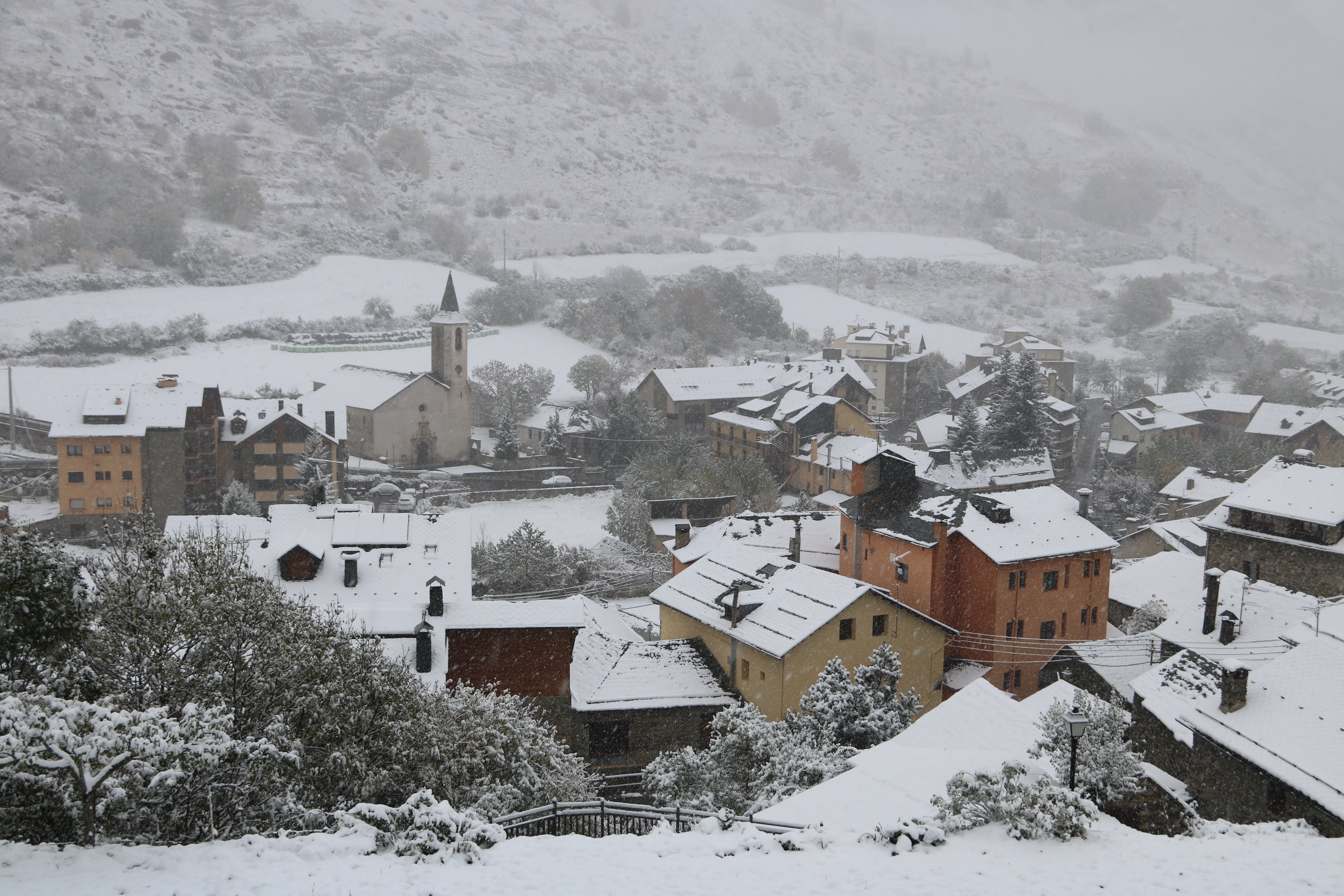Primera nevada en el Pirineo catalán